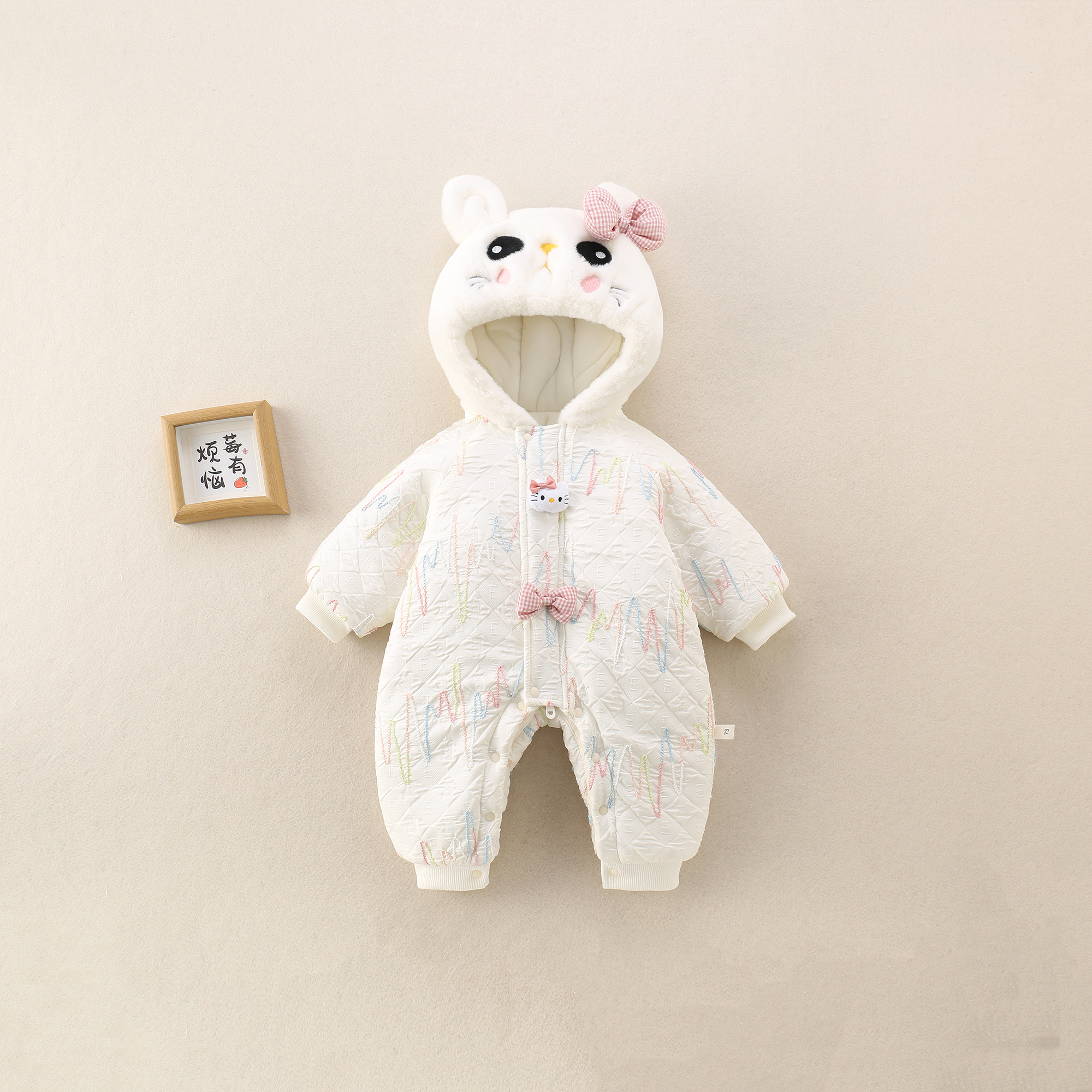 BBQ婴幼儿冬季连体衣加厚可爱爬服绣花女宝甜美猫咪哈衣外出服