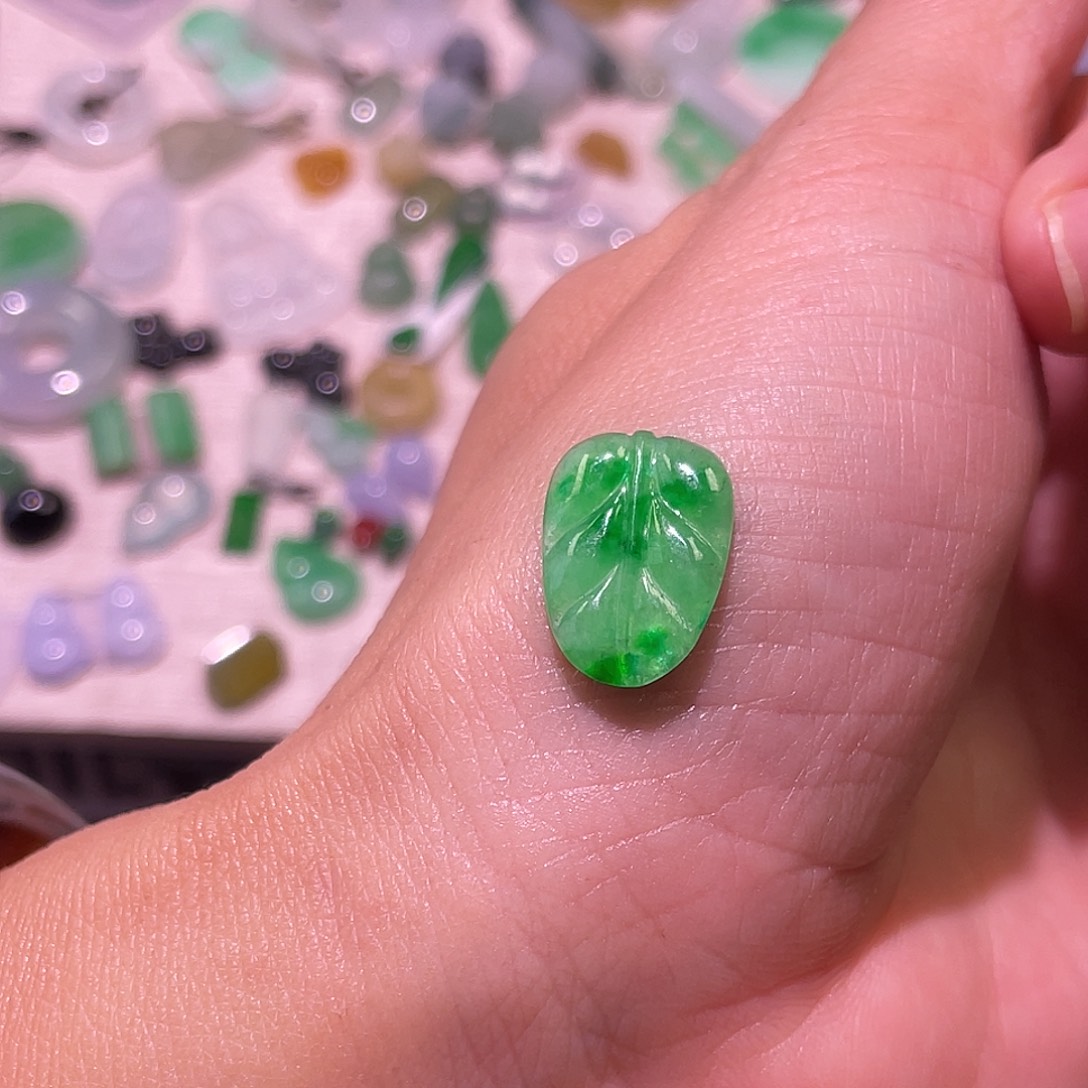定制翡翠未镶嵌叶子