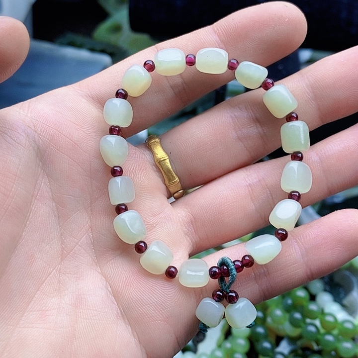 和田玉未镶嵌珠宝半成品