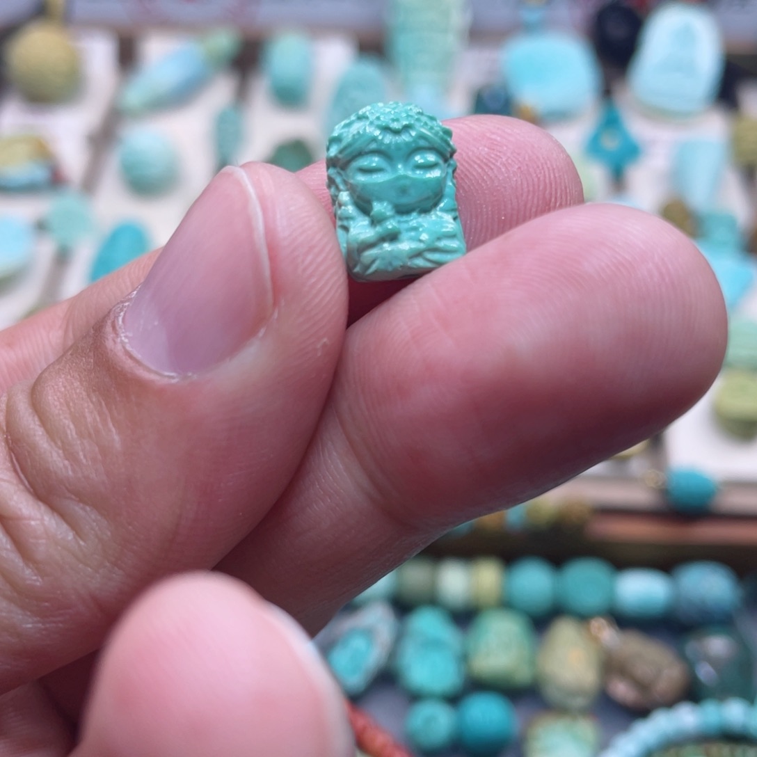 绿松石配饰未镶嵌