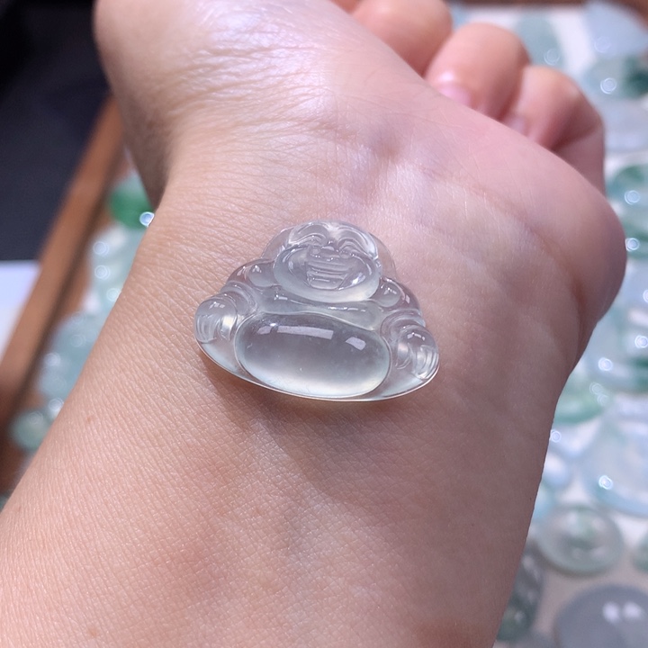 颈饰未镶嵌翡翠高冰佛公