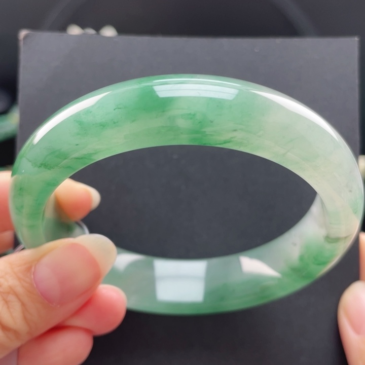 石英质玉未镶嵌手镯61-62