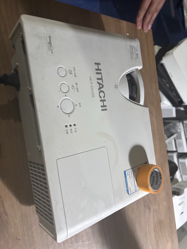 9新 HITACHI/日立 二手 日立投影仪 运费自理
