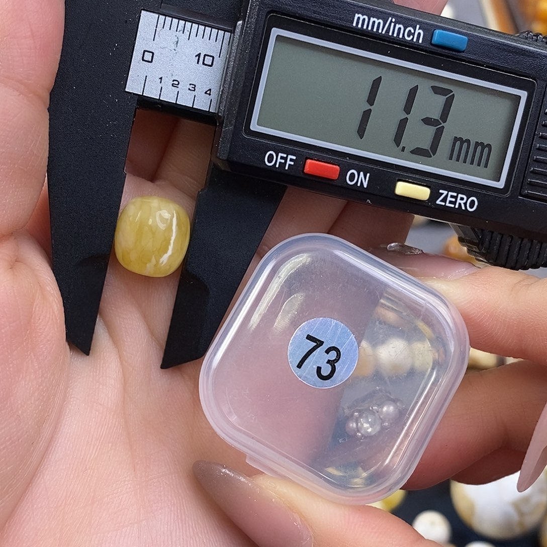 琥珀裸石未镶嵌琥珀蜜蜡