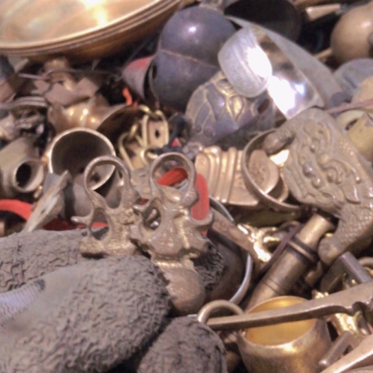 否***来闪电购铜摆件工艺品