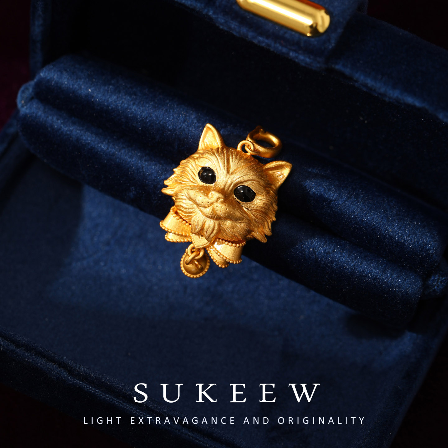 SUKEEW/酥可 镀k金【俏皮猫影】甜酷布偶猫咪万能扣吊坠286108