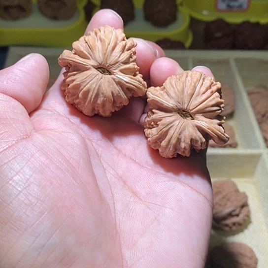 【闪购商品】吊坠文玩核桃篓子