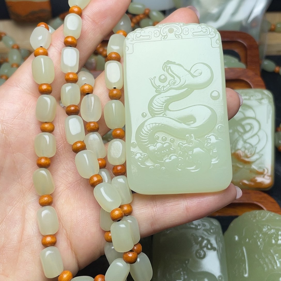 新疆昆仑山一物一图