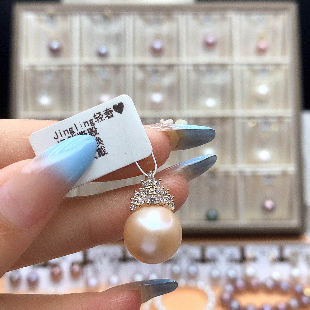 淡水珍珠合金颈饰