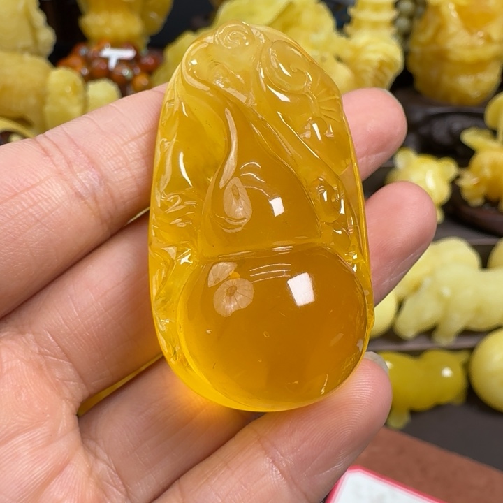 蜜蜡珠宝奇石未镶嵌