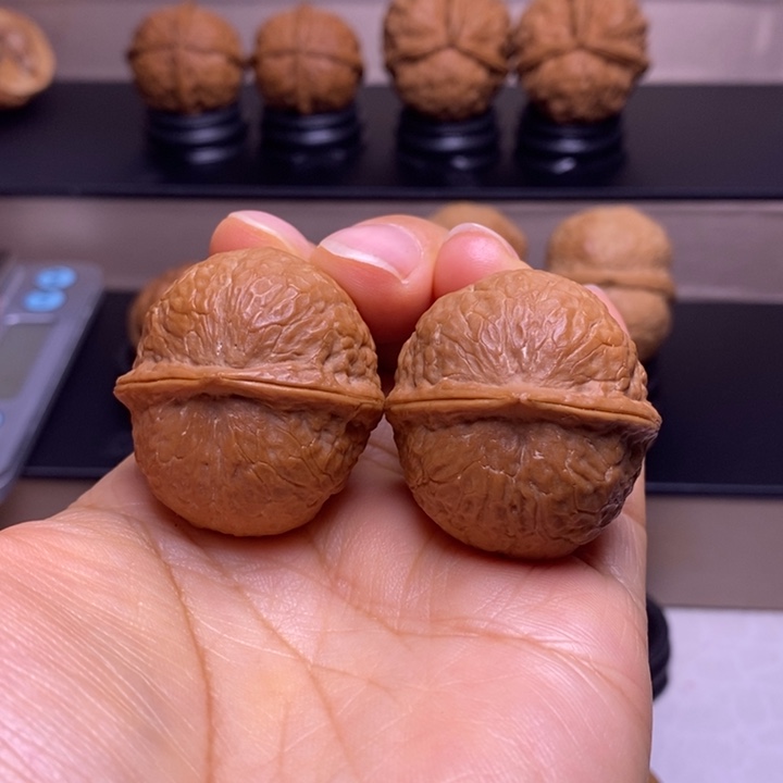 用***6文玩核桃把件红蛇59