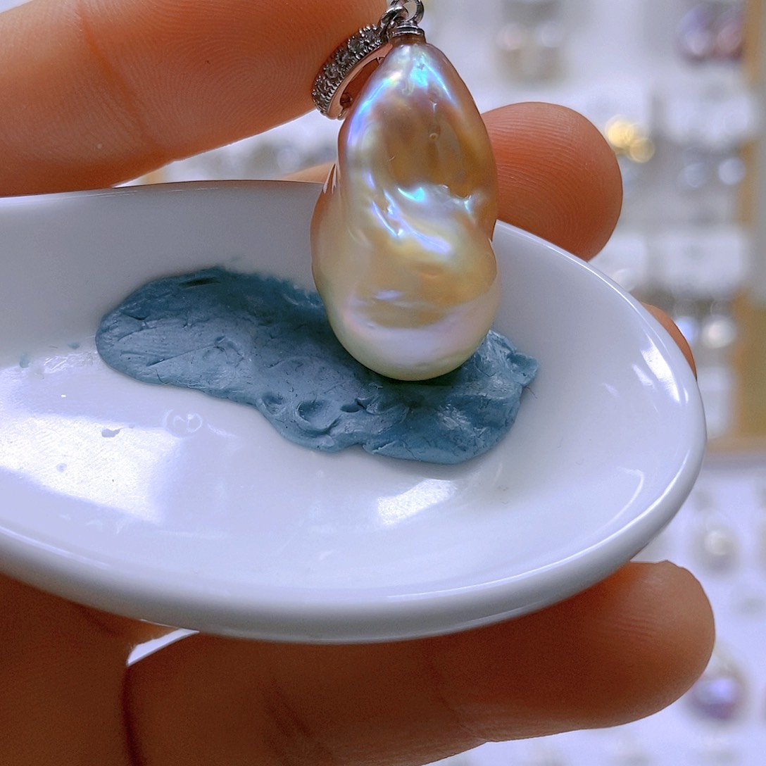 淡水珍珠颈饰合金