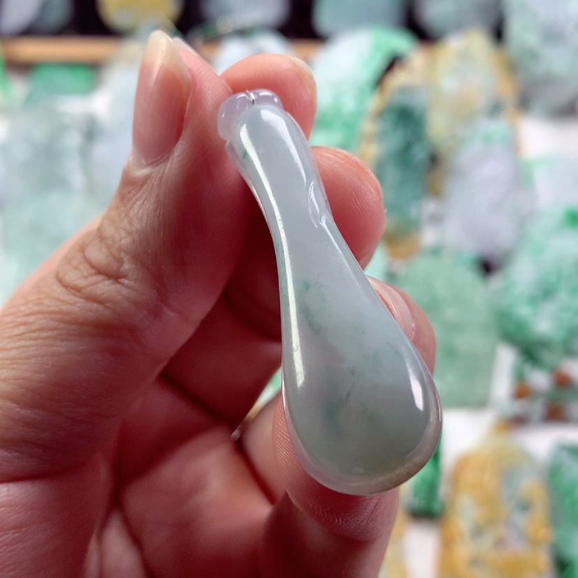 【闪购商品】翡翠吊坠(不含链)未镶嵌