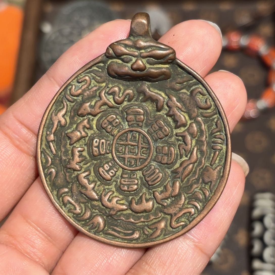 铜星月菩提吊坠项链