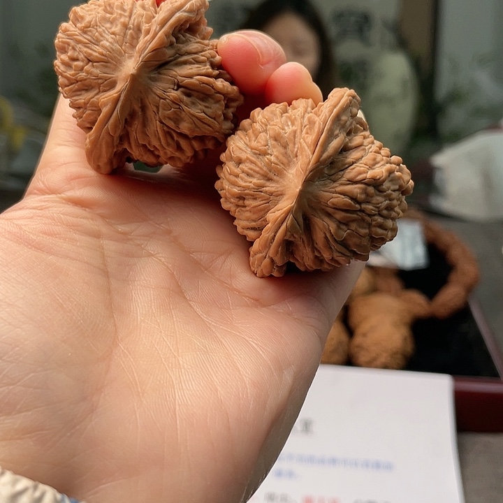 文玩核桃把件静**光四座楼