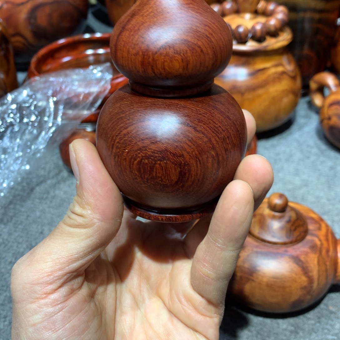 用***2木缅甸酸枝牙筒一个