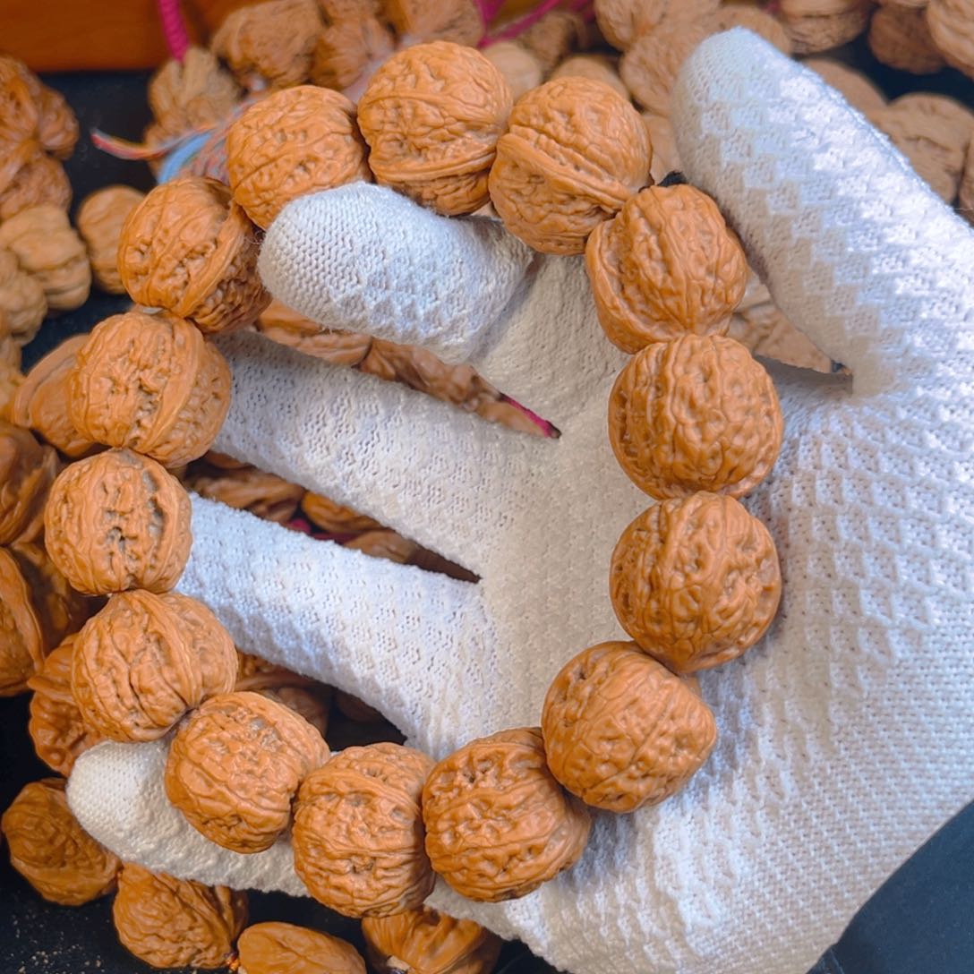 桃核手串Y****o元宝核桃