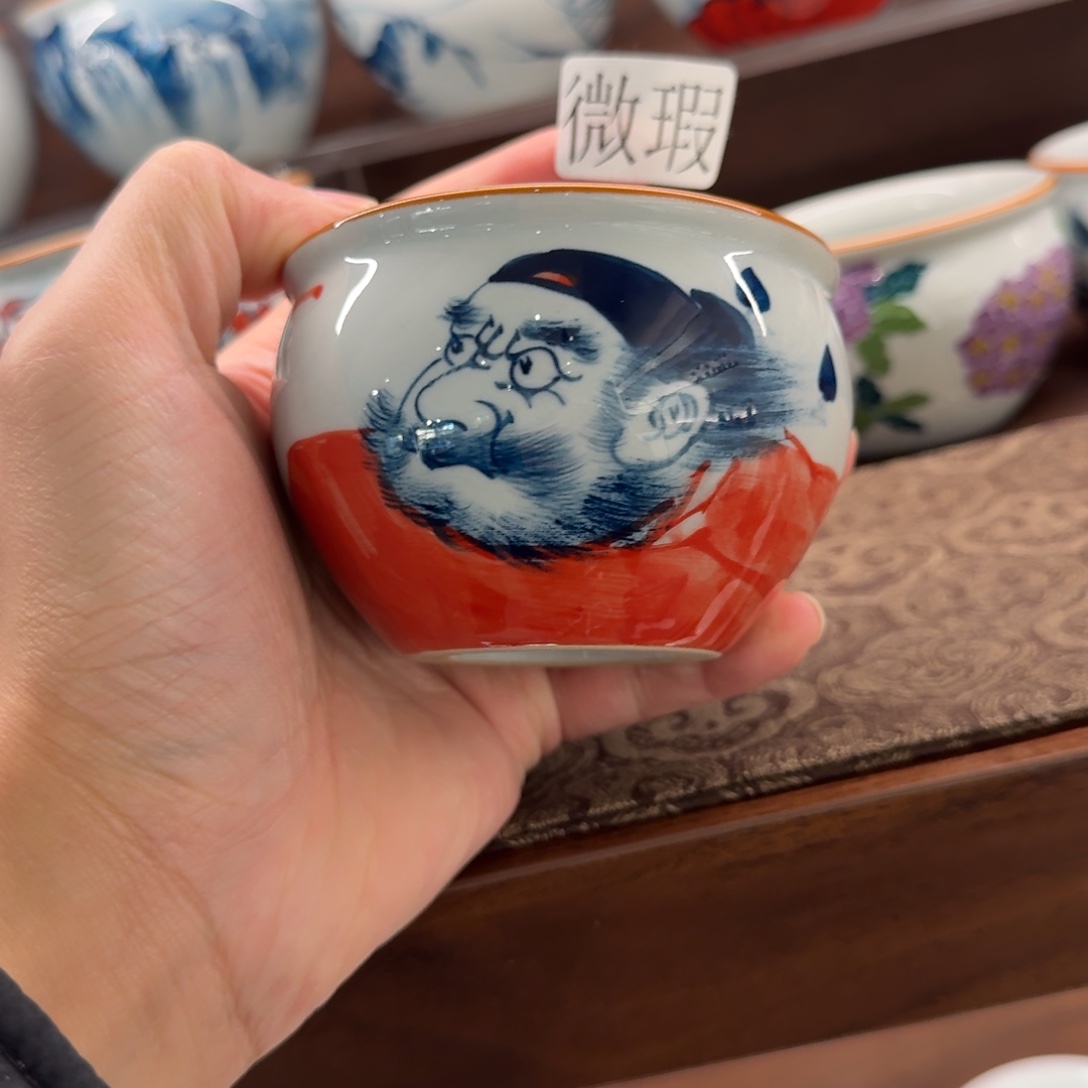 釉下手绘茶具微瑕