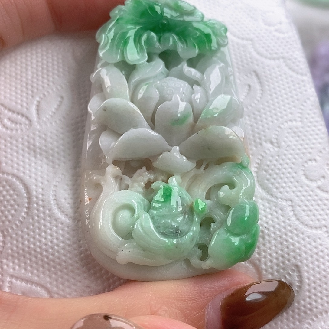 翡翠未镶嵌颈饰翡翠