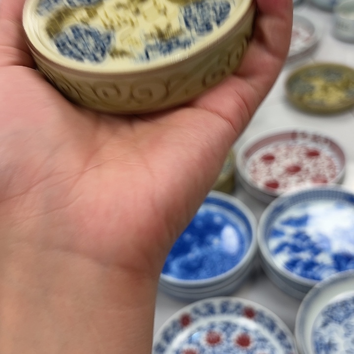 瓷片釉里金如意穿花龙杯垫景德镇