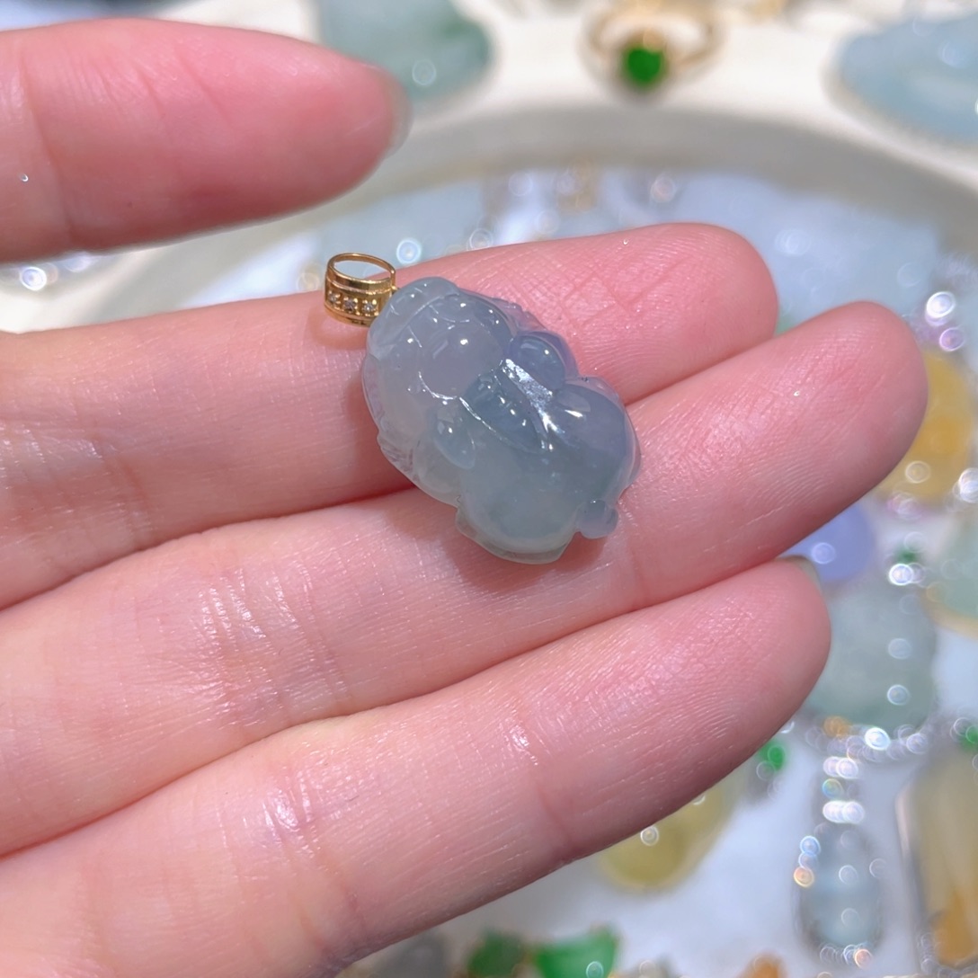 翡翠颈饰18K金镶嵌翡翠