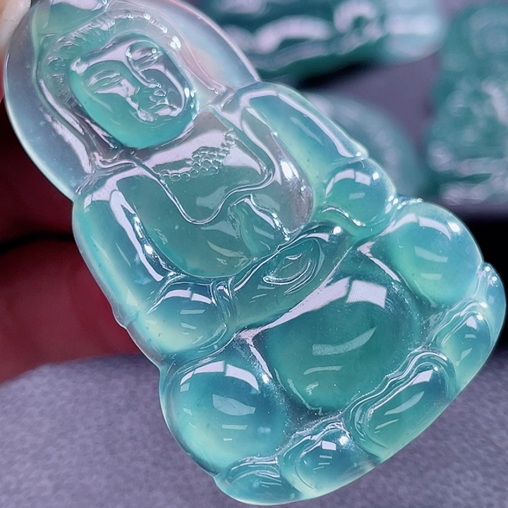 翡翠颈饰未镶嵌999999999999