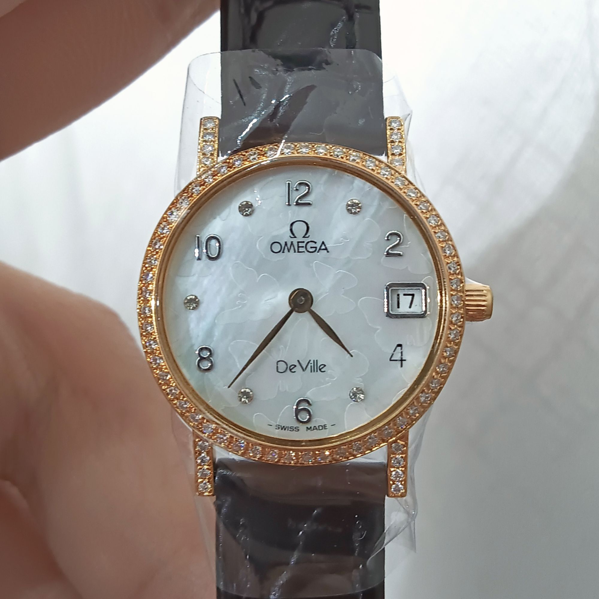 95新 Omega/欧米茄 石英表后镶钻盘25带13/256100596