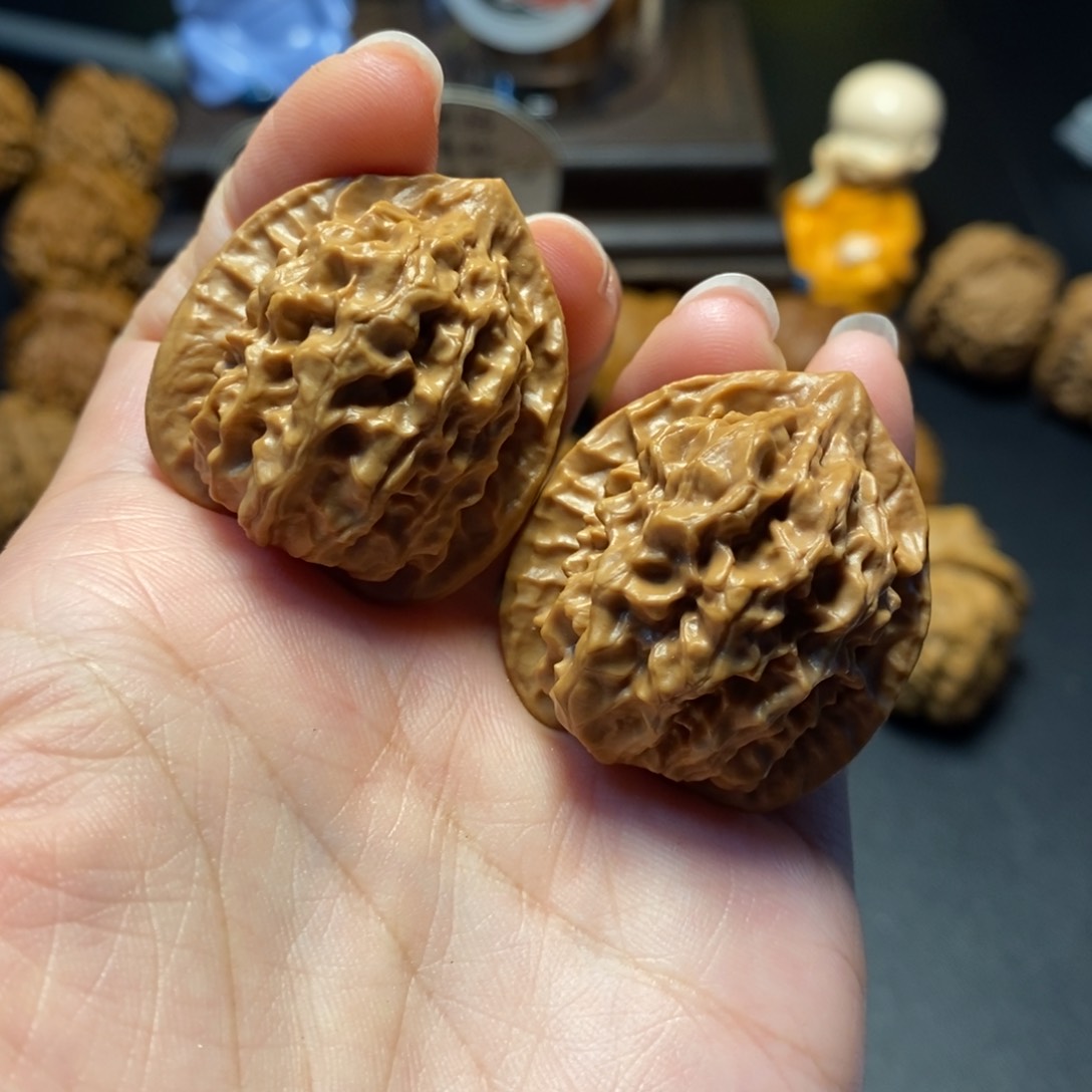 文玩核桃把件69号玲珑32尺打底