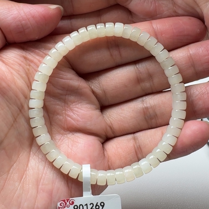和田玉手串未镶嵌9