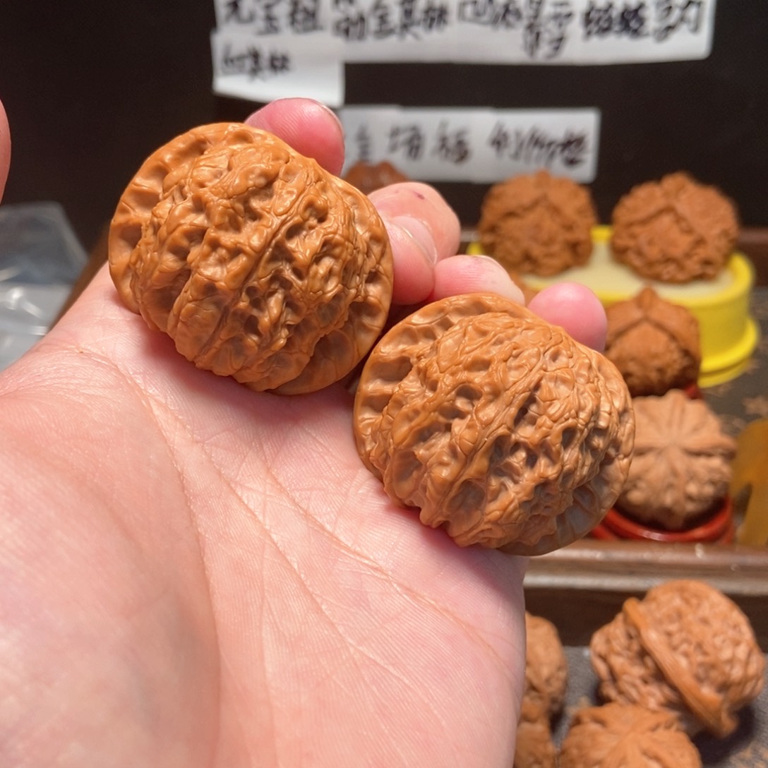 吊坠文玩核桃老*血麒麟