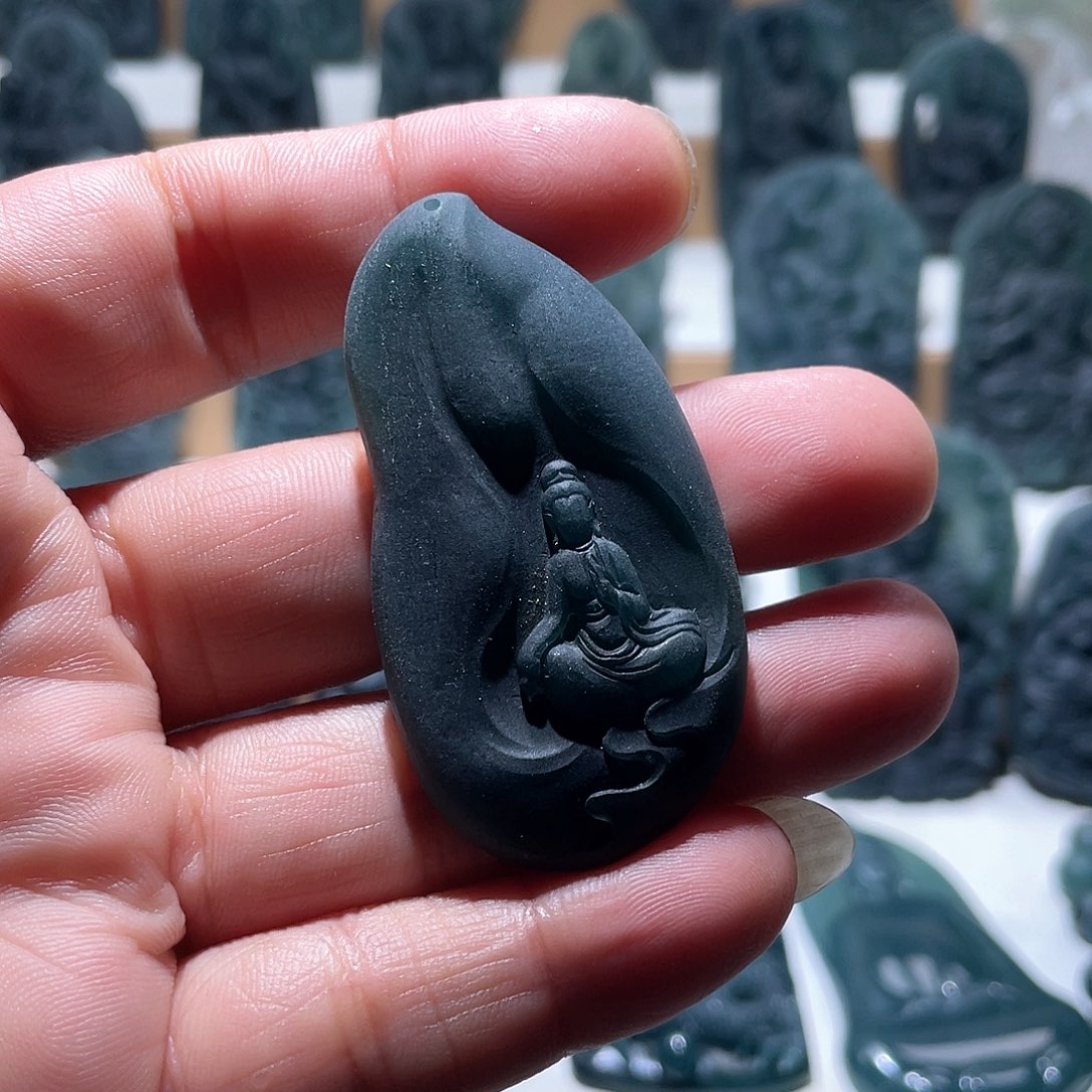 定制翡翠未镶嵌悟