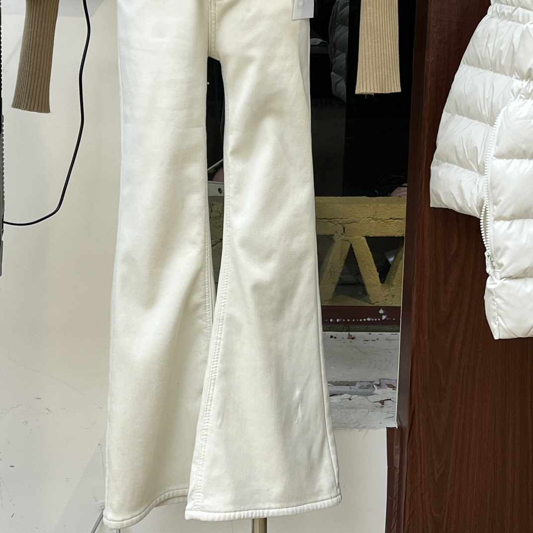 秋冬加绒白色针织