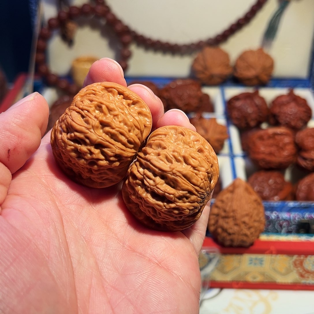 文玩核桃吊坠夏*磨盘狮子头