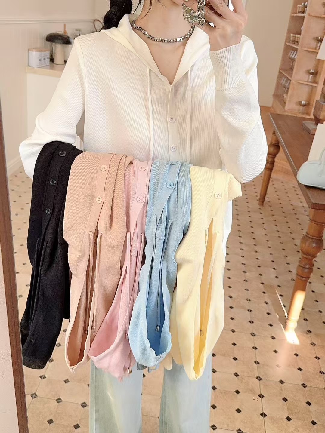 编码链接 801-900衣服看准直播展示贴的编码找到对应的编码拍下！