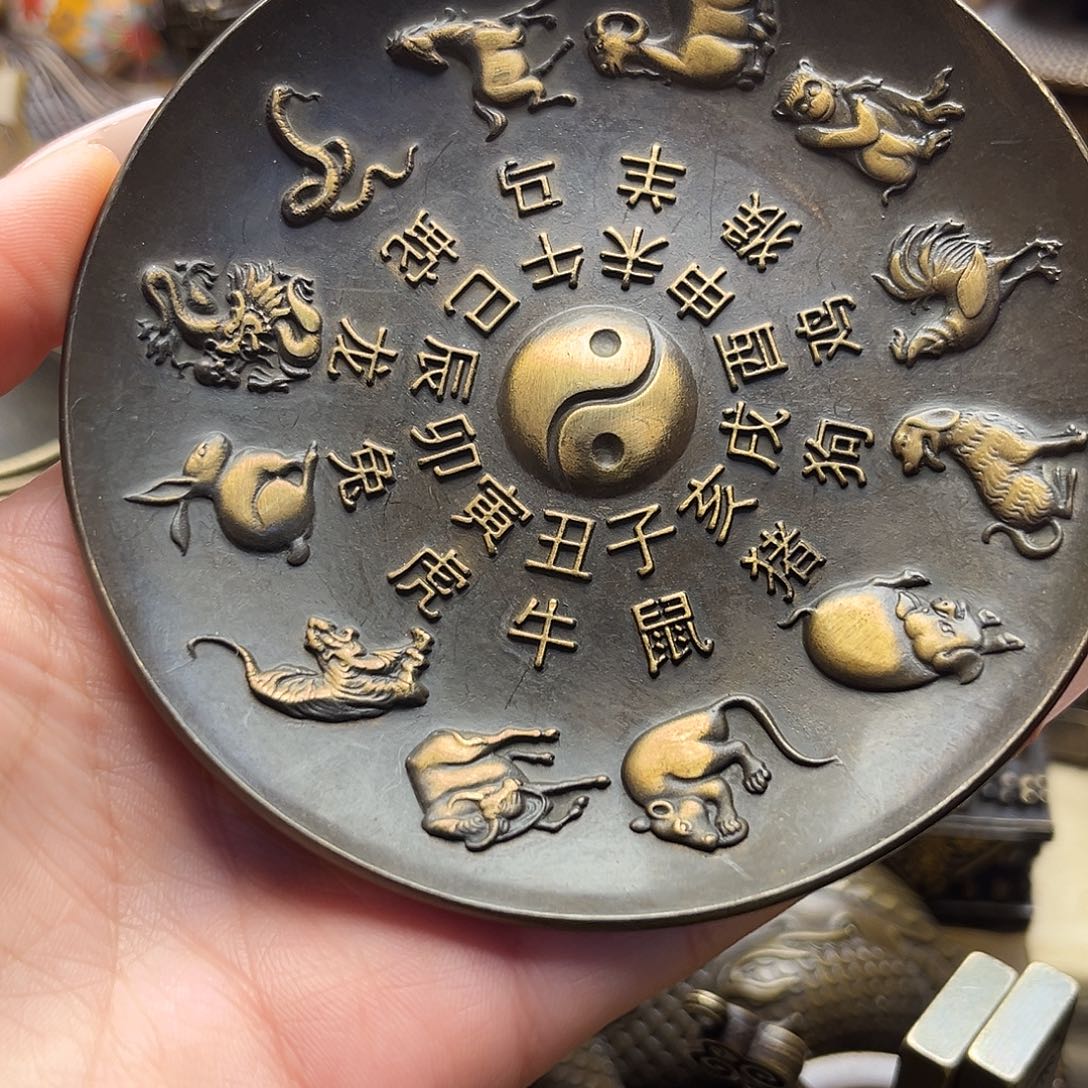 精美铜器点击下单