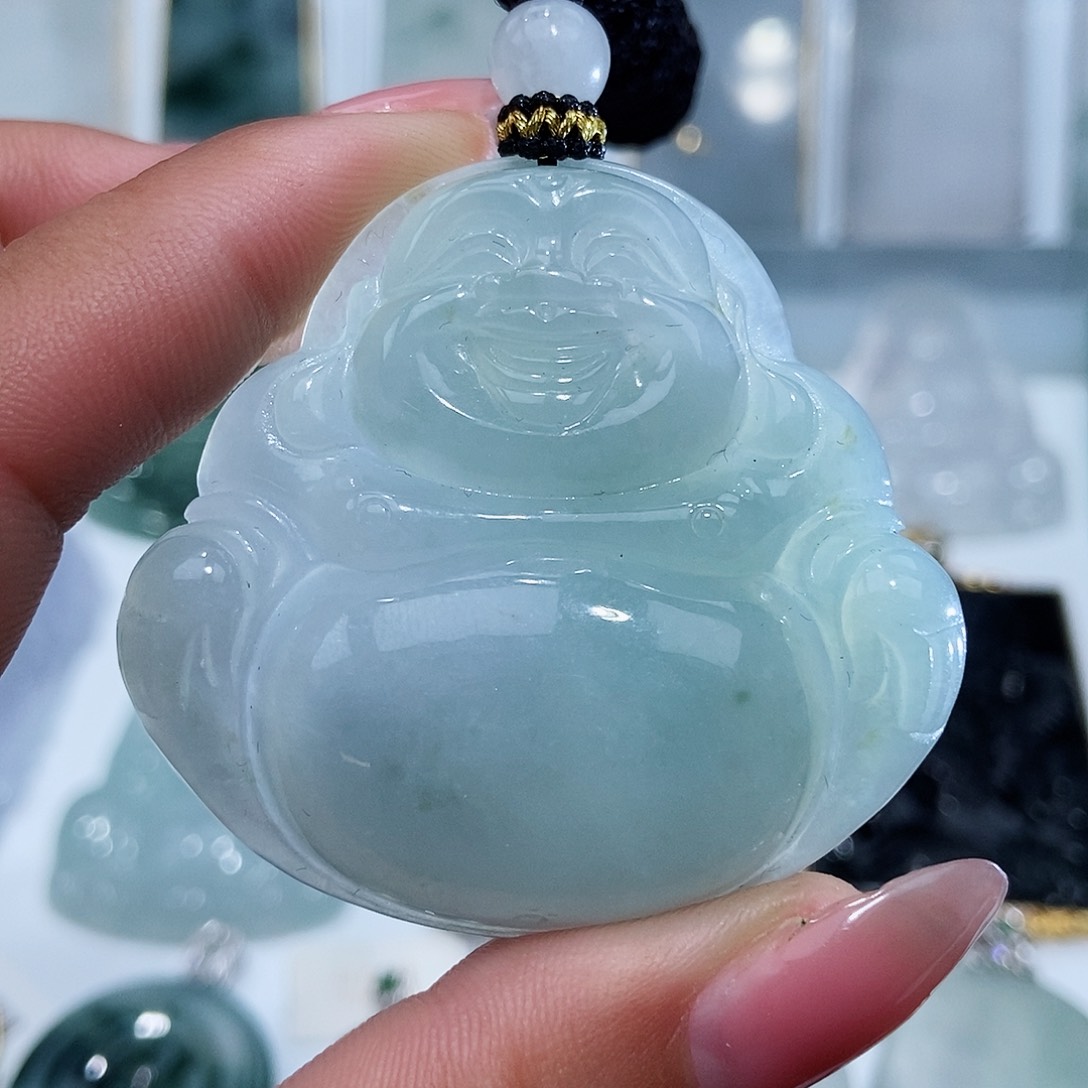 翡翠颈饰未镶嵌缅甸