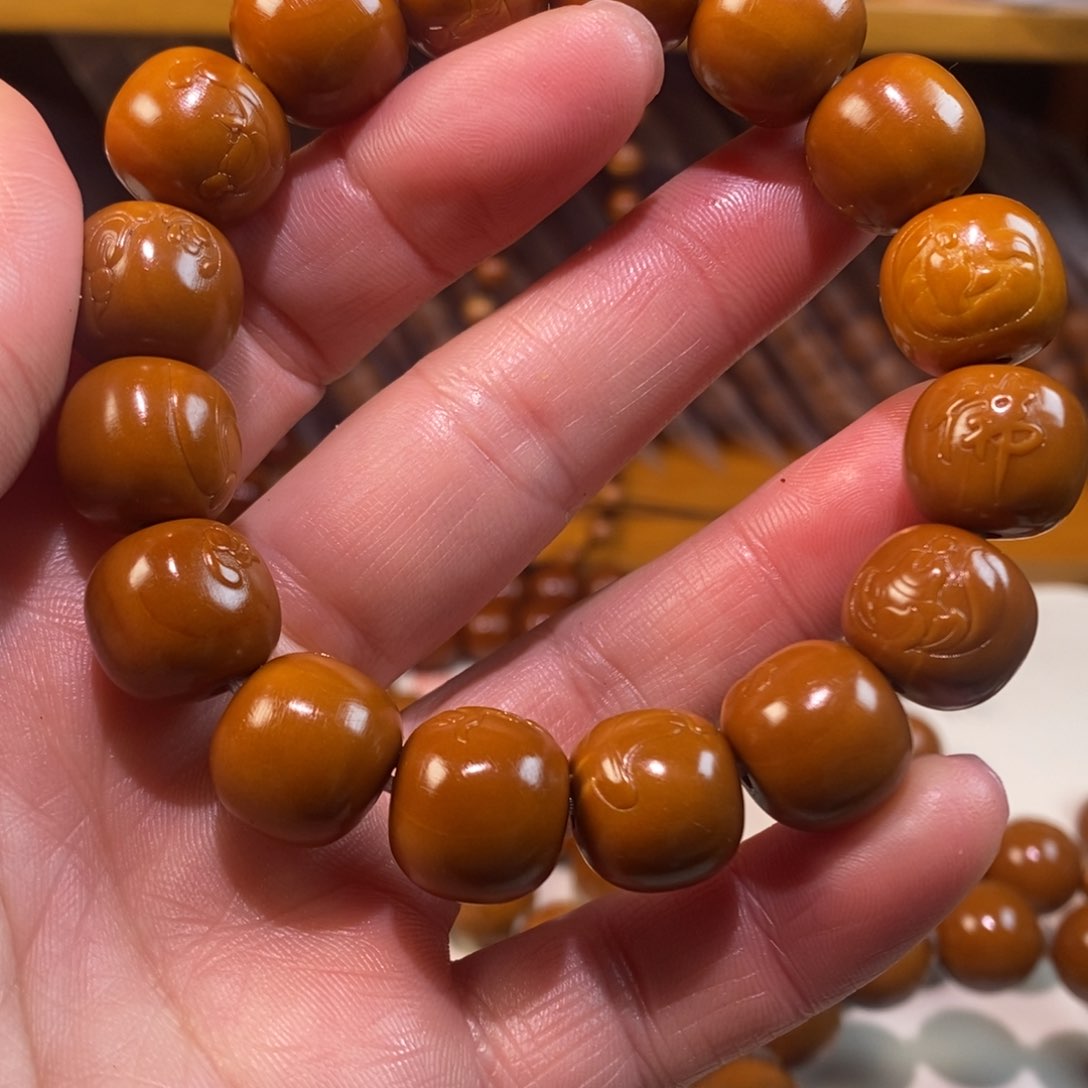 手串/手链橄榄核处理瑕丝，不退不换不补，介意慎拍，无相