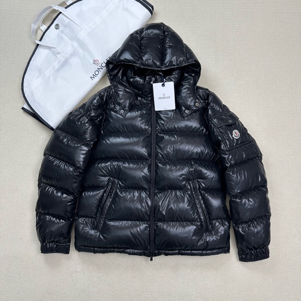 未使用 MONCLER  Maurizio系列可拆卸连帽羽绒服/5码/WL1824