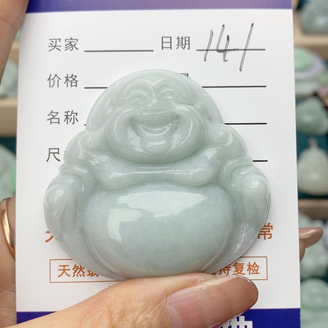 翡翠颈饰未镶嵌佛公