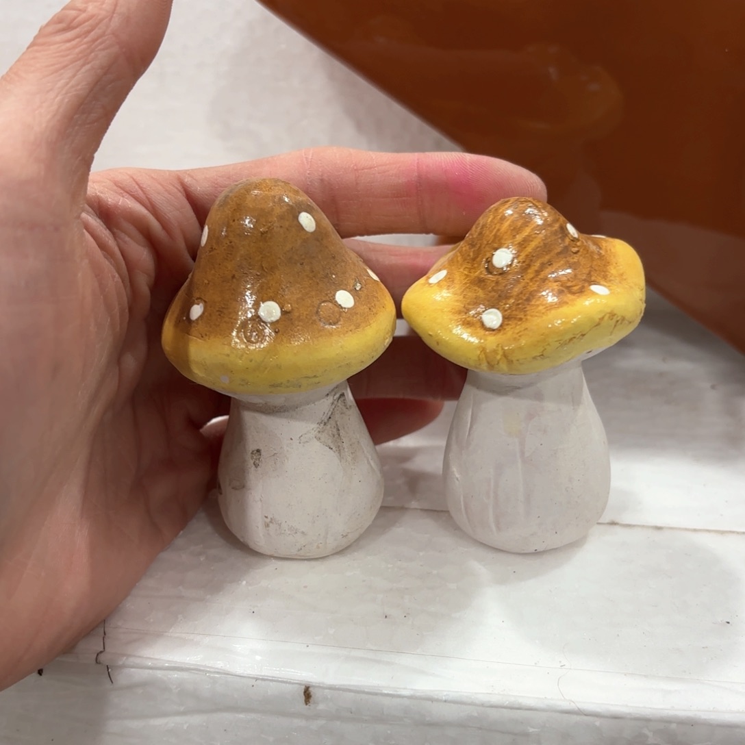 瓷片微瑕品祝大家越来越有钱