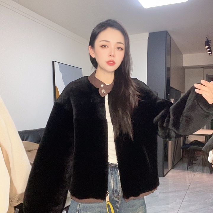 绵羊皮美丽奴皮毛一体M130，L140斤拍下备注尺码