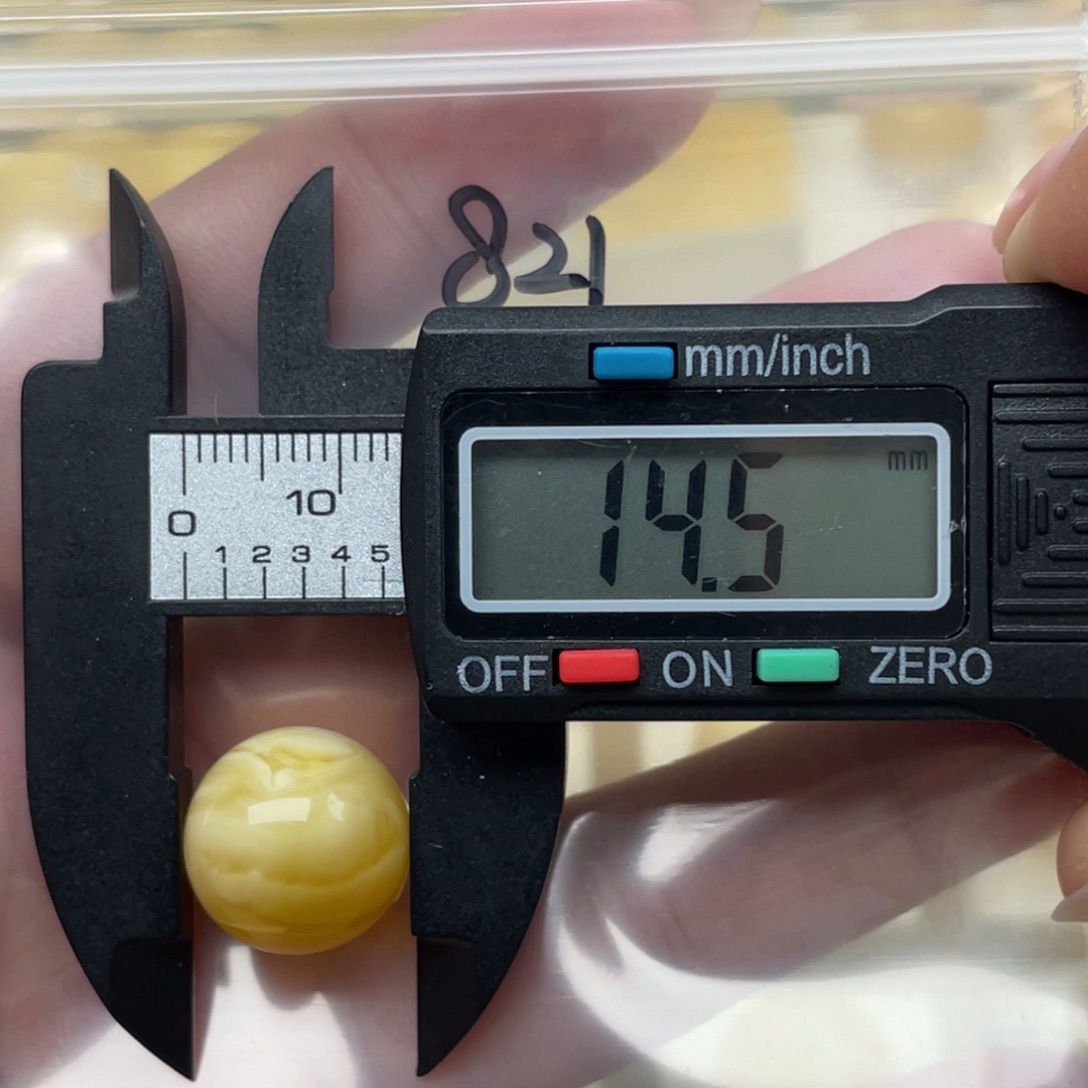 蜜蜡裸石未镶嵌宝*佳蜜蜡