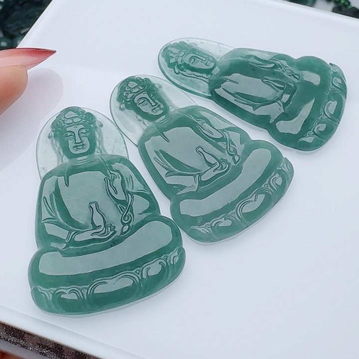 颈饰未镶嵌翡翠天然的A货翡翠多样性发其一