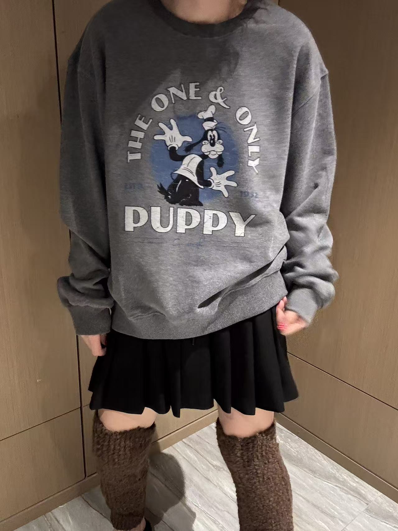 韩版秋季新款小狗圆形印花圆领加绒卫衣女