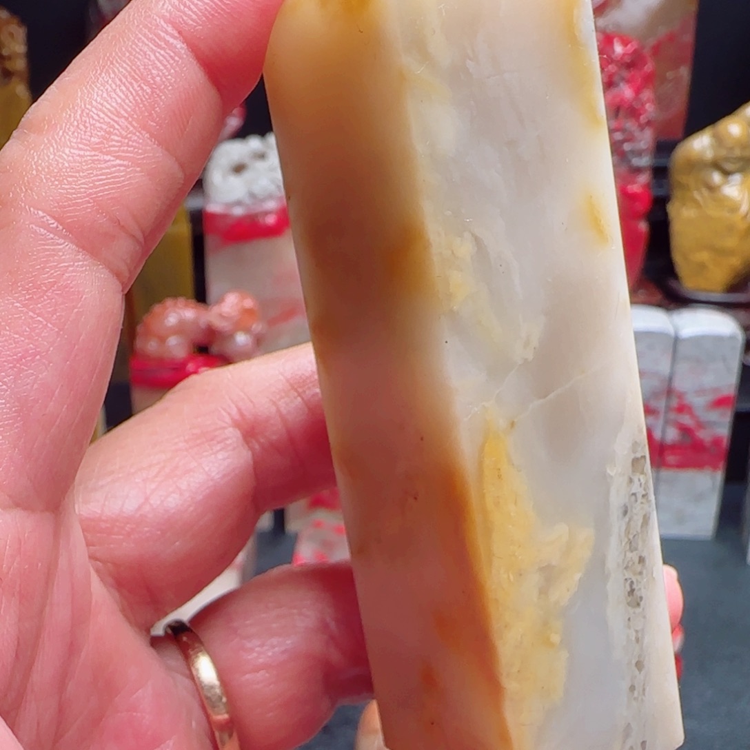 昌化石昌化彩冻石