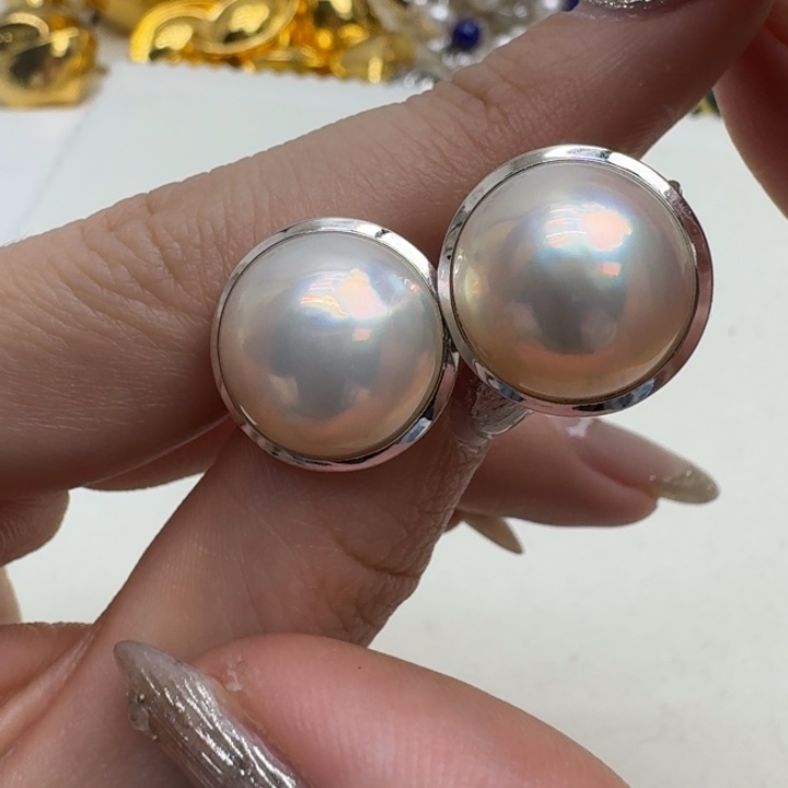 拼合珍珠（马贝珠）耳饰未镶嵌