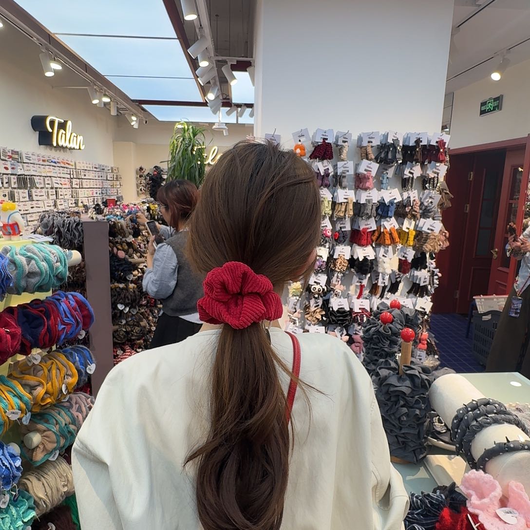 灯芯绒发圈红色哦哦哦