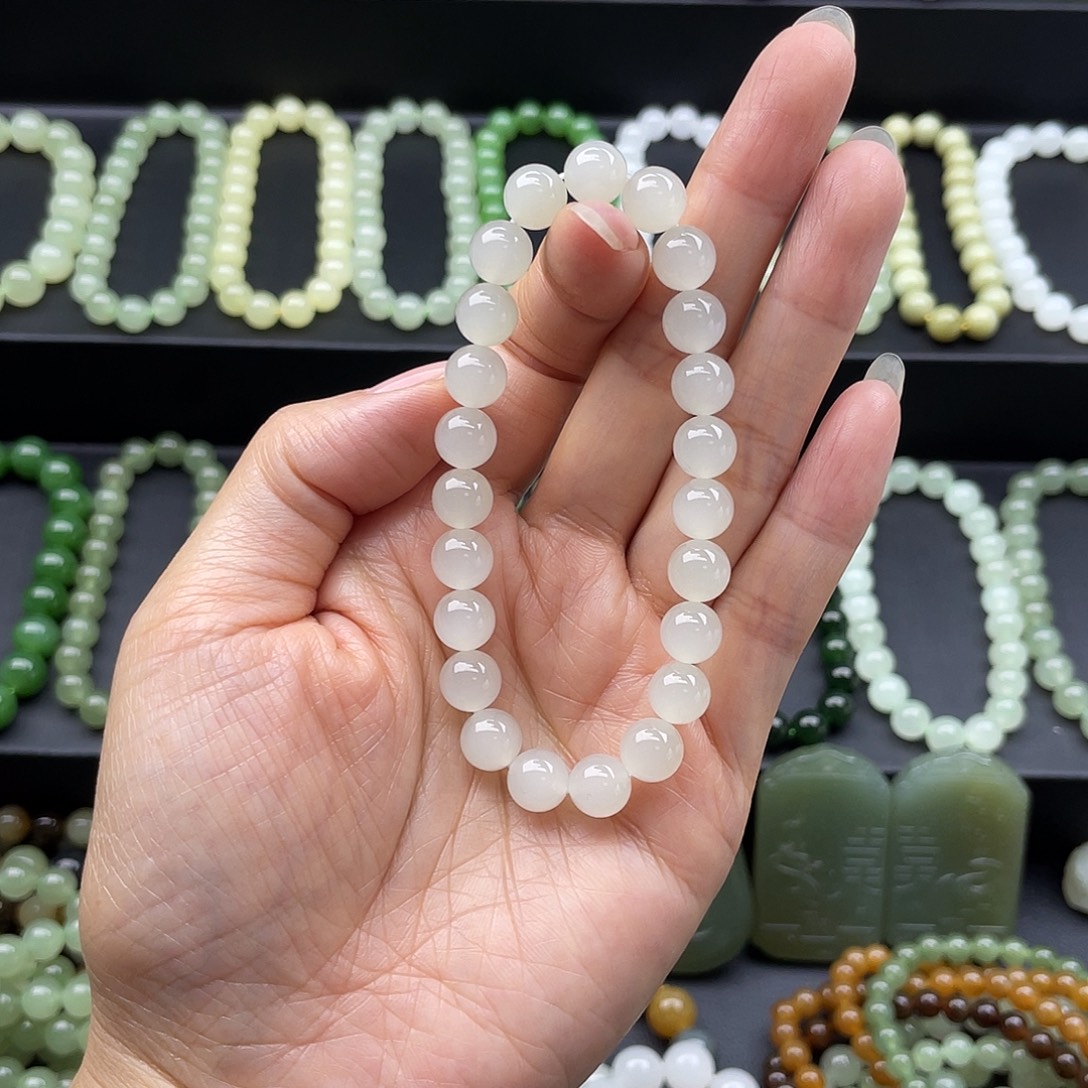 和田玉未镶嵌手串