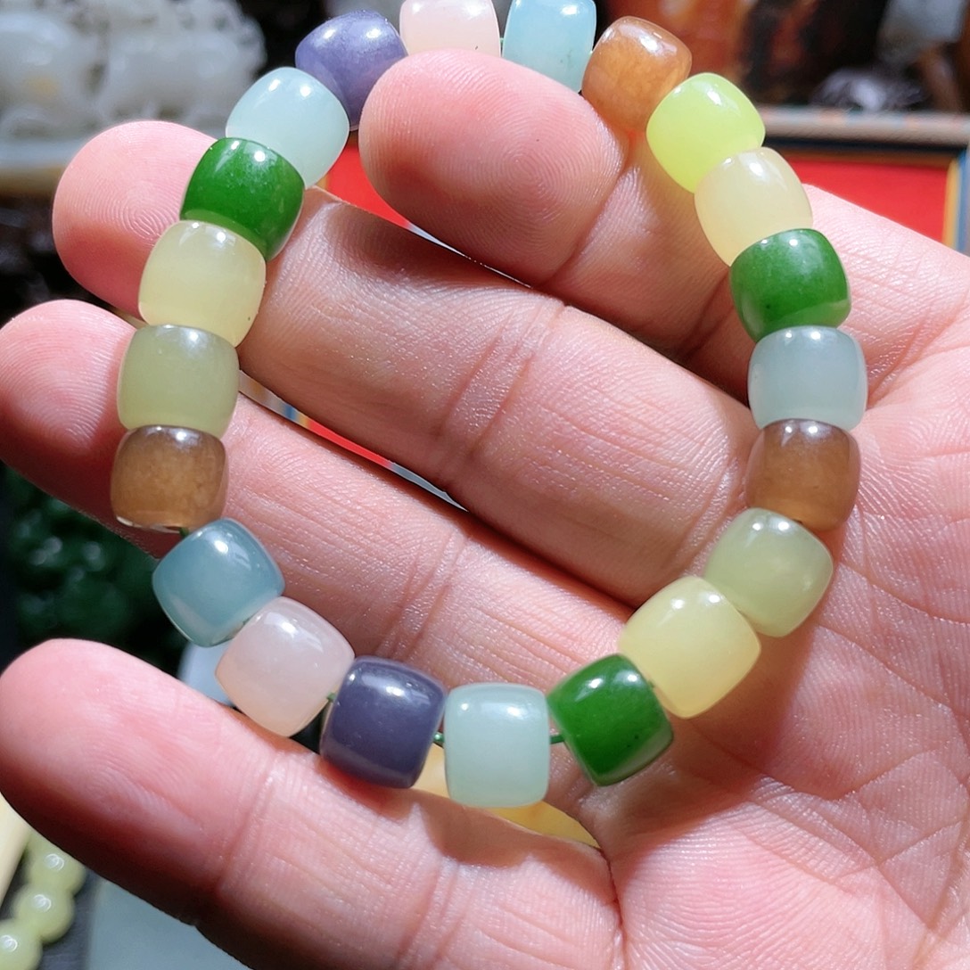 透闪石质玉未镶嵌手链