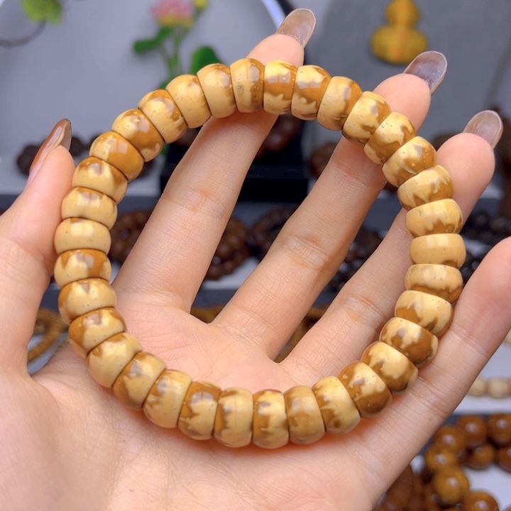 紫金鼠手串花皮猪大肠